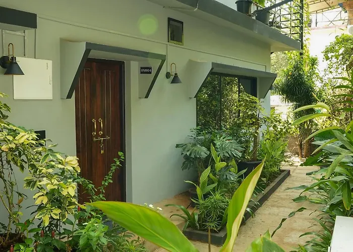 Sort By Stays, Grand Peddem, Anjuna